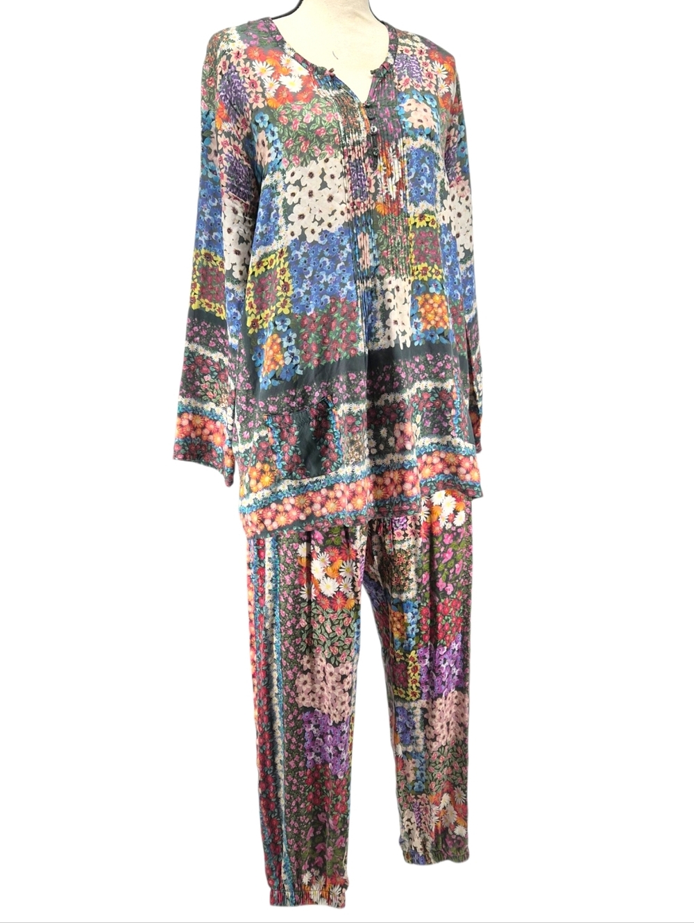 Johnny Was Colorful Silk Floral‎ Set